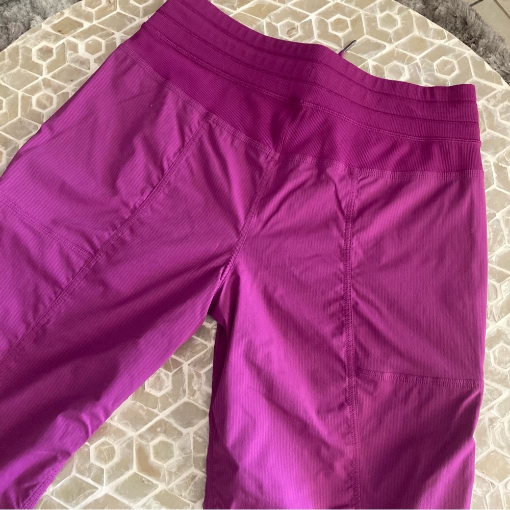 SOLD! Lululemon Studio Pant III in ‘Regal Plum’ - Picture 5 of 9